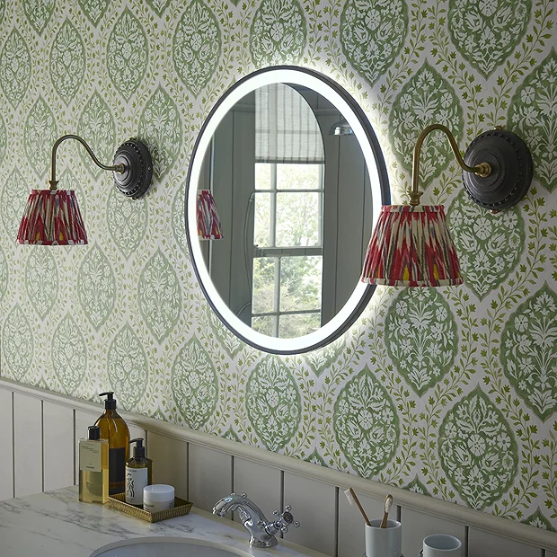 Heritage Newick Black 590mm Illuminated Circular Mirror With Demister Pad 2 Heritage Newick Black 590mm Illuminated Circular Mirror With Demister Pad - Image 2